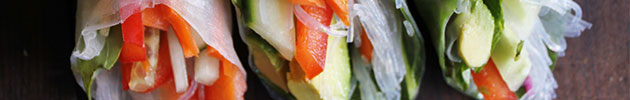 Spring light rolls (vegetarianos, envueltos en palta o papel de arroz)