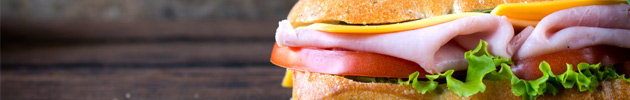 Sándwiches y medialunas