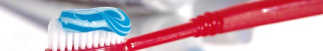 Pastas y cepillos dentales